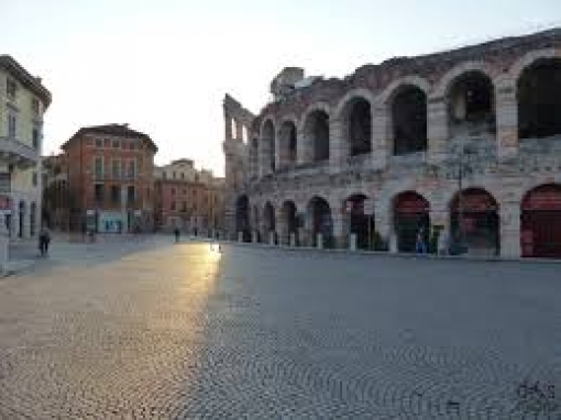 VERONA - PIAZZA BRA